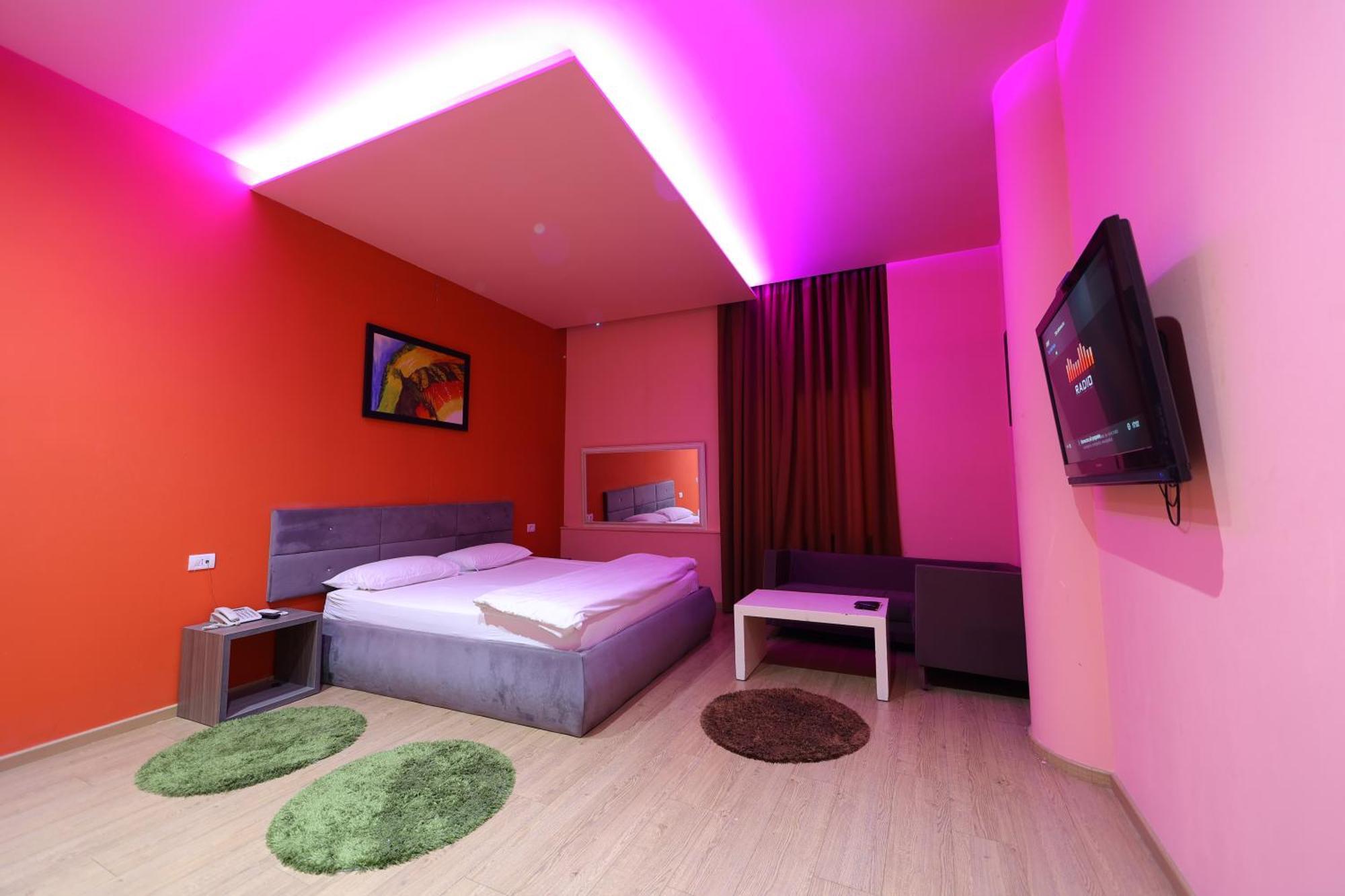 Hotel Gjuta Farke e Madhe Kültér fotó